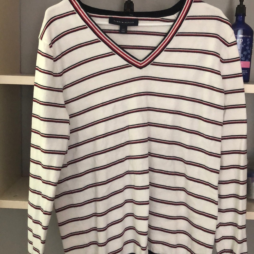 Tommy Hilfiger sweater